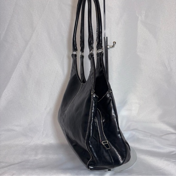 St. John’s Bay Black Faux Leather Handbag Shoulder Bag - Picture 3 of 8